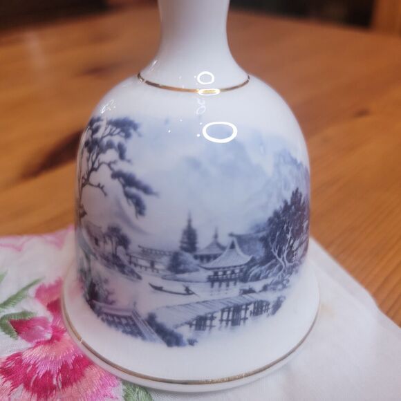 Newhall Staffordshire Fine Bone China Bell w Clapper Nice Ring Tone England - Picture 3 of 15